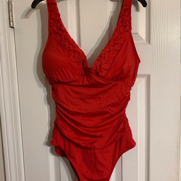 Jantzen Red One Piece Swimsuit - Picture 1 of 3